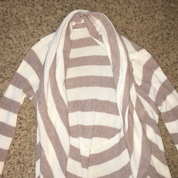 Express Sweater - Picture 2 of 2